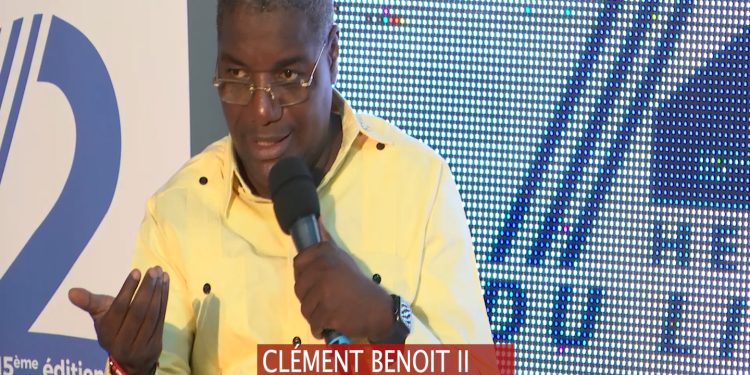 Urgence sécuritaire en Haïti : la maison de notre correspondant pillé par un gang armé 1 L’Ecrivain Haïtien : Clément II BENOÎT est en “résidence surveillée” dans la ville des Cayes !