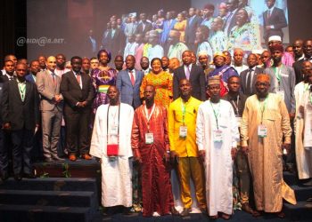 ceremonie de cloture de la 6e edition du salon international de la geomatiq y6z1eg5aal