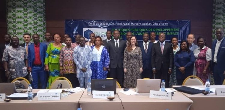Côte d'Ivoire: clôture de la 9ème rencontre Think Tank sur la politique publique de développement en Afrique 1 KAS