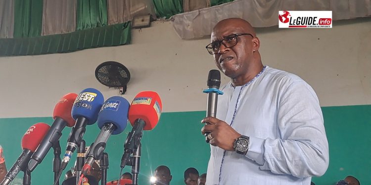 Politique : qui est ce ministre qui veut reprendre l’UFDG de Cellou Dalein ? 1 Politique : qui est ce ministre qui veut reprendre l’UFDG de Cellou Dalein ?