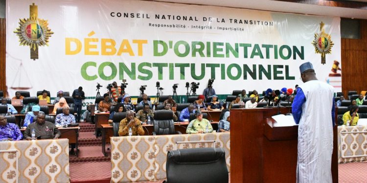 Guinée : "Les candidatures indépendantes à tous les scrutins", recommande la grande Chancellerie de l'ordre national de mérite 1 Guinée : « Les candidatures indépendantes à tous les scrutins », recommande la grande Chancellerie de l’ordre national de mérite