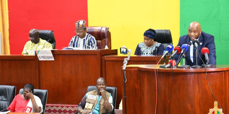 Économie / CNT : un prêt de 81 millions de dollars USD,  durée du prêt 50 ans, période de grâce 10 ans