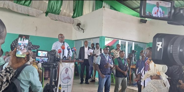 Politique : Dr FODÉ OUSSOU FOFANA à l'UFDG "Je ne quitterais jamais ce parti" 1 Politique : Dr FODÉ OUSSOU FOFANA à l’UFDG « Je ne quitterais jamais ce parti »
