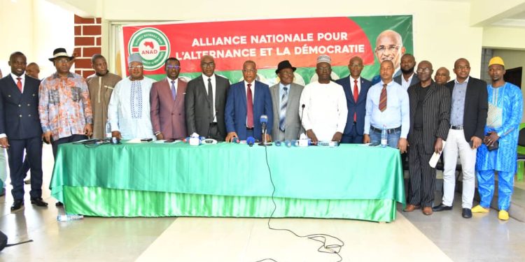 Guinée : Sans surprise, l’ANAD “rejette fermement” le projet de nouvelle Constitution 1 Nouvelle charte de l’ANAD : un mandat de deux ans renouvelable une fois pour le président