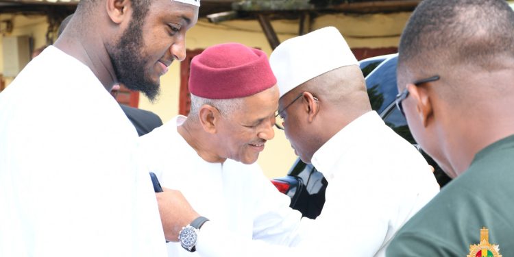 Conakry : le Président du CNT dans la famille de feue Hadja Rabiatou Serrah DIALLO 