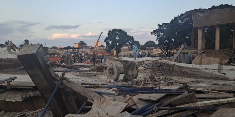 Effondrement d'un immeuble à matoto : le rescapé n°1 s'exprime 1 Effondrement d’un immeuble à matoto : le rescapé n°1 s’exprime