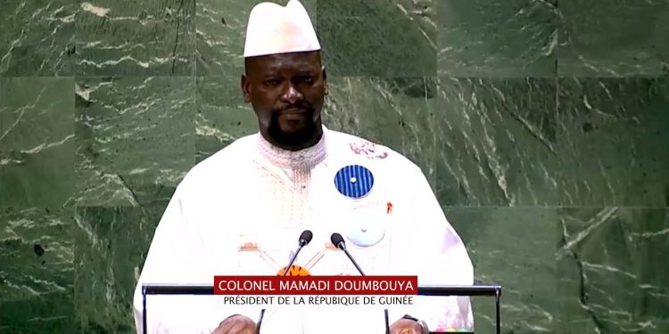 Guinée : enfin une date pour le référendum constitutionnel (décret) 1 COLONEL MAMADI DOUMBOUYA scaled 1