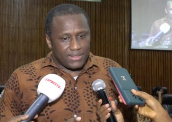 Dr Karamo Kaba Gourverneur de la BCRG