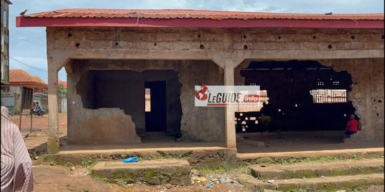 Éducation : un détour à l’école Primaire de Kobaya aussi à sauver de toute urgence 1 ECOLE P DE KOBAYA