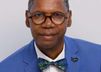 Le professeur hors classe Lamarana Petty Diallo