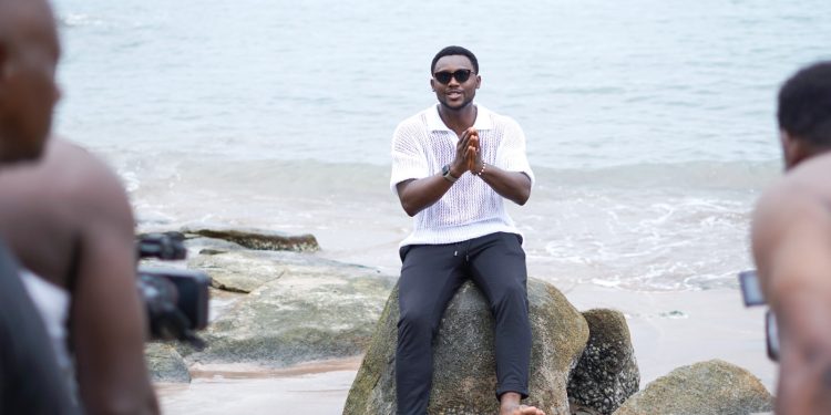 Presse en danger : « Taisez-vous ! on fout le bordel ! Ah mais non ! Nous ne nous tairons pas», Le slameur de l’ombre 1 ABDOULAYE BADEMBA BARRY