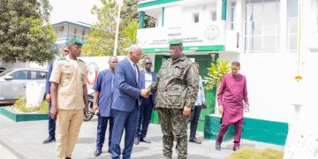 BAH OURY AU CNETRE DALERTE PRECOCE