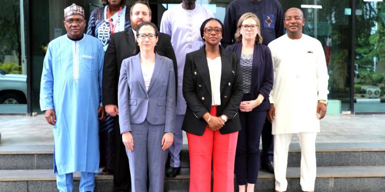 Coopération : la CEDEAO et les États-Unis d’Amérique se fixent un nouveau cap ! 1 Coopération : la CEDEAO et les États-Unis d’Amérique se fixent un nouveau cap !