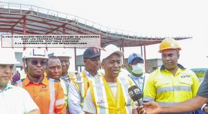 Mahamadou Abdoulaye DIALLO, ancien Ministre des Infrastructures et des Travaux Publics en visite dans les chantiers du tronçon Kagbelen-Tanéné et ancien conseillé à la présidence de la république