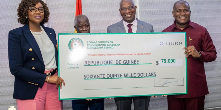 Développement du Capital Humain : la CEDEAO accorde une subvention de 75 000 dollars à la Guinée 1 Développement du Capital Humain : la CEDEAO accorde une subvention de 75 000 dollars à la Guinée