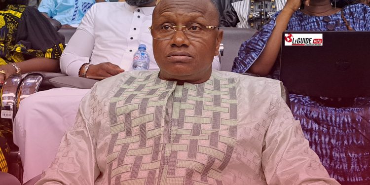 Hospitalisation de Mandian Sidibé : le prisonnier paie lui-même les frais de son traitement 1 Atteint de la « drépanocytose SS » : L’incarcération de Mandian Sidibé inquiète ses proches