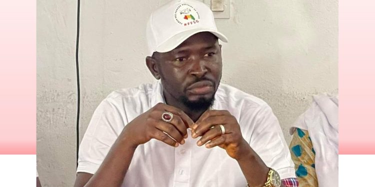 « Victime de graves tortures » : Abdoul Sacko évacué à l’étranger (FSG) 1 Disparition forcée : Déclaration des Forces Vives de Guinée sur l’enlèvement d’Abdoul Sacko