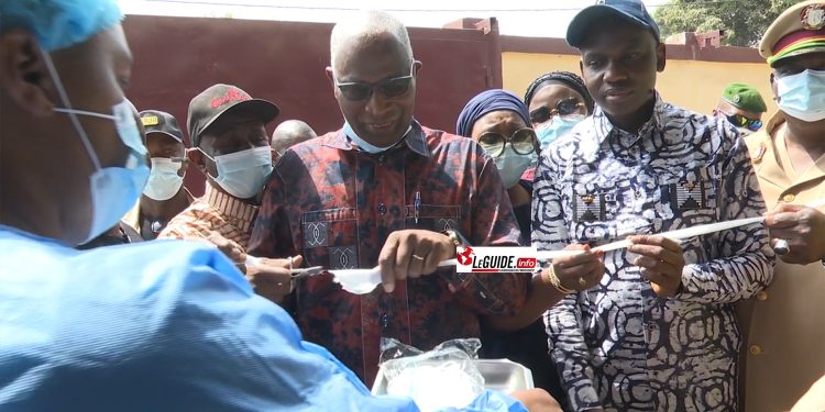 Santé : le gouvernement inaugure deux centres de santé à Faranah 1 Santé : le gouvernement inaugure deux centres de santé à Faranah