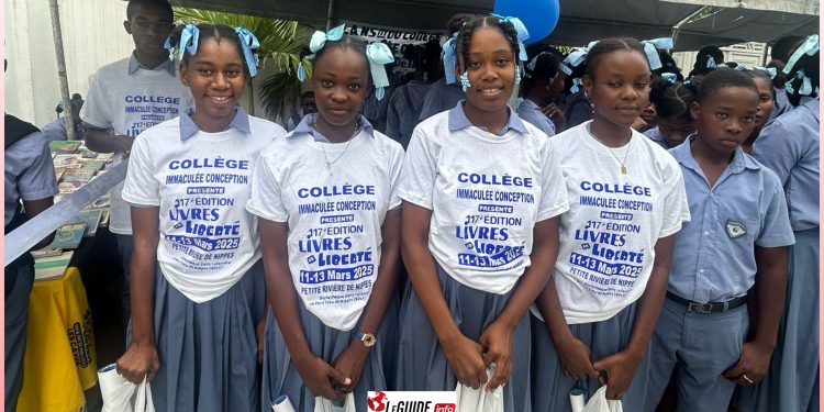 Haïti : le livre se promène malgré tout ! 1 Haïti : le livre se promène malgré tout !