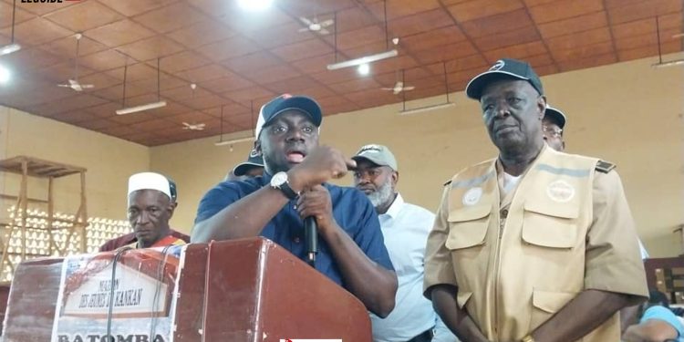 Le Ministre Mory Condé à Kankan : « J’ordonne aux syndicats … d’interdire le voyage à toute personne qui ne sera pas recensée !» 1 Le Ministre Mory Condé à Kankan : « J’ordonne aux syndicats … d’interdire le voyage à toute personne qui ne sera pas recensée !»