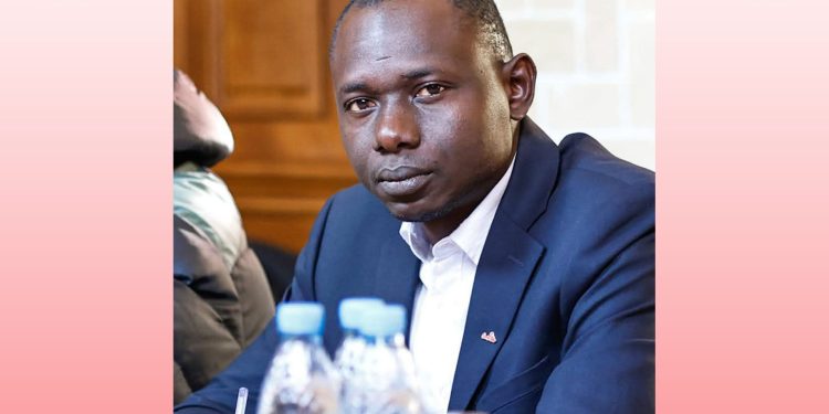 Guinée : le journaliste M'bonet Camara libre après un ‘’Mea-Culpa’’ controverse 1 Guinée : le journaliste M’bonet Camara libre après un ‘’Mea-Culpa’’ controverse