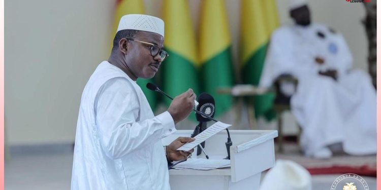 La nouvelle constitution guinéenne lue à la RTG : voici les principales innovations ! 1 La nouvelle constitution guinéenne lue à la RTG : voici les principales innovations !