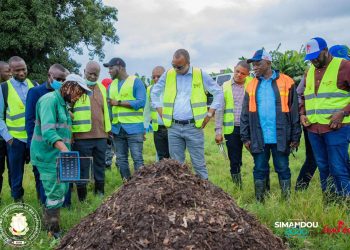 Conakry : Inspection des sites d’ordures par le ministre Aboubacar Camara