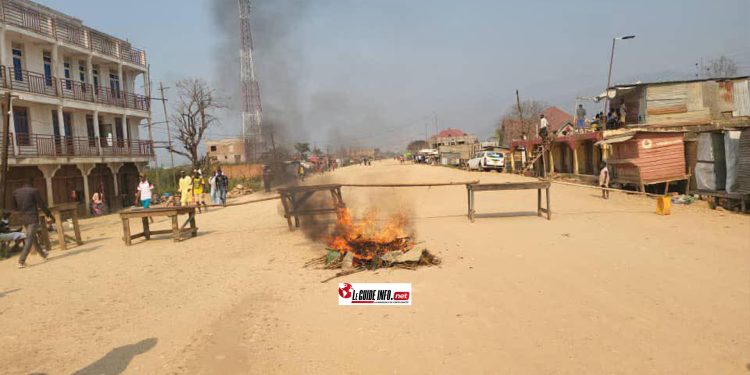 Vives tensions à Uvira (RDC) : la mairie appelle les manifestants autour de la table des négociations 1 Vives tensions à Uvira (RDC) : la mairie appelle les manifestants autour de la table des négociations