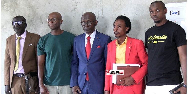 Présidentielle du 28 décembre 2025 : retrait collectif des candidats indépendants 1 Présidentielle du 28 décembre 2025 : retrait collectif des candidats indépendants