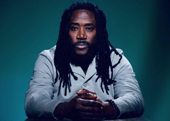 Urgent : L’artiste Elie Kamano dénonce «l’enlèvement» de ses enfants à Conakry 15 Urgent : L’artiste Elie Kamano dénonce «l’enlèvement» de ses enfants à Conakry