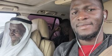 Le journaliste Mamoudou Babila KEITA en compagnie de son père Elhadj Adama KEITA