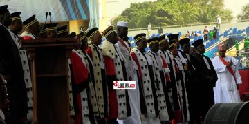 Guinée : le septennat de tous les défis, le général Mamadi Doumbouya prête serment devant l&rsquo;histoire