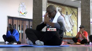 Santé & Bien-être : Dr Dansa Kourouma décrète le sport obligatoire au CNT 2 Dr DANSA KOUROUMA PRESIDENT DU CNT 1