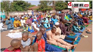 Kouroussa : la fête de l’Aïd el-Fitr célébrée dans la ferveur religieuse et la solidarité 2 Kouroussa en fête !