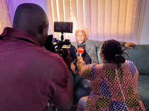 Photo d'archive : Djani Alfa dans les locaux du groupe Hadafo Médias