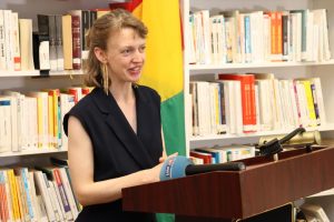 ELARA BERTHO, ECRIVAINE