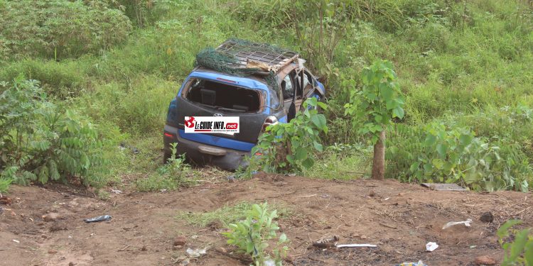À la veille de la Tabaski, la nationale N°4 endeuille une famille : ralentissez, la fête peut attendre 1 Accident de la circulation survenu sur la nationale Numero 4 Boké-Conakry
