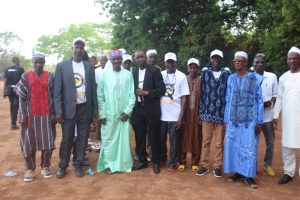 L'ultime journée de campagne : la GMD sans répit à Boké, la confiance mais le contrôle aussi 3 Mamadou Oury Bah avec les autorités locales de Boulléré