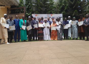Des icônes de la presse guinéenne récompensées à l'occasion de la journée internationale de la presse à Conakry