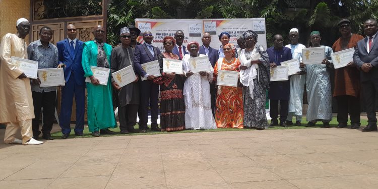 Des icônes de la presse guinéenne récompensées à l'occasion de la journée internationale de la presse à Conakry