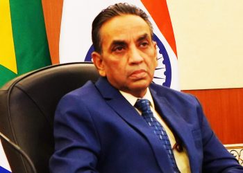 Le Dr Pradeep Kumar Saxena, ancien Commissaire indien aux eaux de l'Indus )