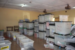 Le 31 mai 2026 : le jour où la Guinée a écrit son plus bel hymne à la démocratie 3 De urnes dans le centre de compilation de Sangarédi