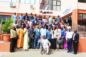 Participants et officiels de la formation sur la donnée avec afrobarometer