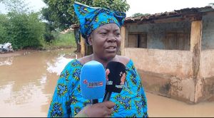 N'Zérékoré : plusieurs familles à la belle étoile après de fortes pluies 7 Aïcha Condé, sinistrée de N’zérékoré