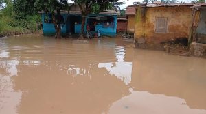 N'Zérékoré : plusieurs familles à la belle étoile après de fortes pluies 2 Impacte des grandes pluies de N’zérékoré