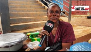 Sécurité routière à Conakry : à Yembeya, les passerelles restent une option pour de nombreux usagers 2 Mariame Soumah, vendeuse