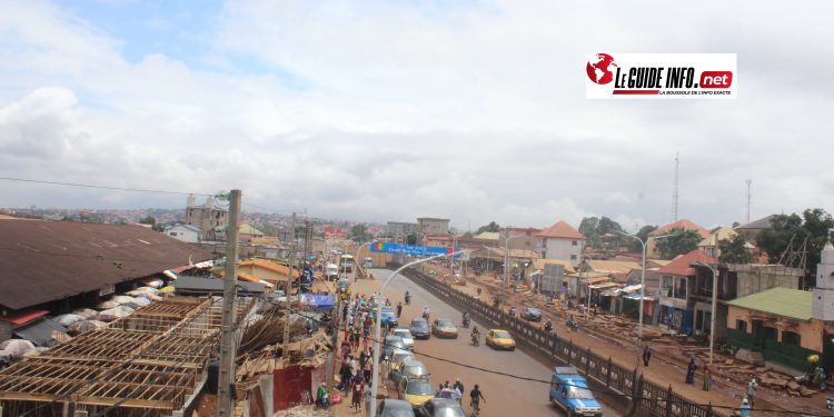 Vue sur la commune de Sonoya ( Grand Conakry)