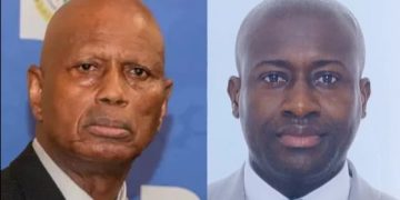 Boubacar Yacine Diallo, président de la HAC et Mohamed Aly Pendessa, journaliste