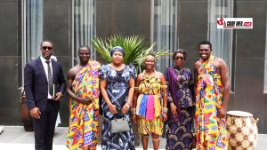 Accra : le Parlement de la CEDEAO veut sortir de son rôle consultatif 1 Des députés guinéens avec des Ghanéens en marge de la 2ème session extraordinaire du parlement de laCEDEAO