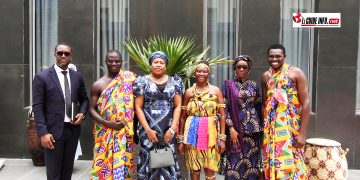 Des députés guinéens avec des Ghanéens en marge de la 2ème session extraordinaire du parlement de laCEDEAO